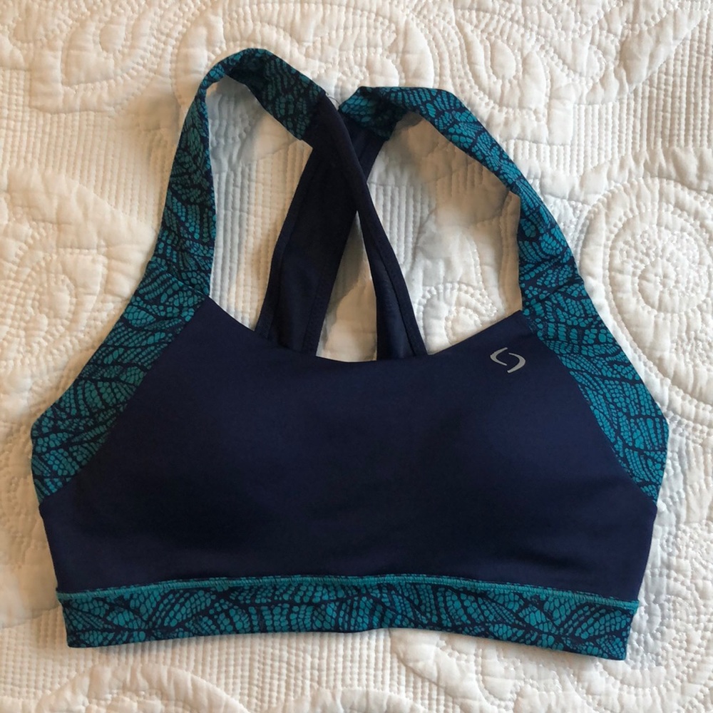 Sports bra